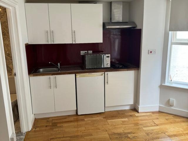 Flat for rent in London Borough of Ealing, Hanwell