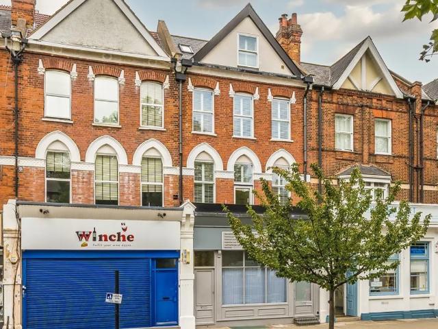 Apartment for rent in London Borough of Ealing, Greater London