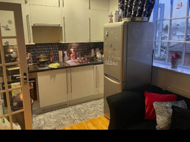 Flat for rent in Mill Hill, Greater London