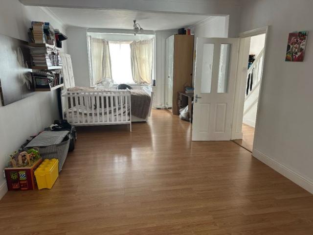 Flat for rent in Greater London