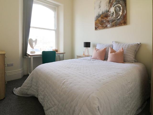 Flat for rent in Millbay, Mount Wise
