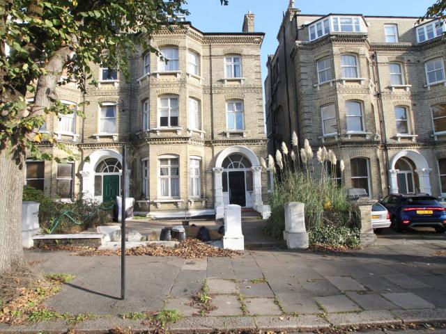 Flat for rent in Portslade by Sea, Hove