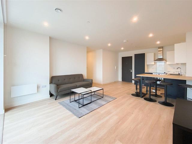 Flat for rent in Woodside, Brierley Hill