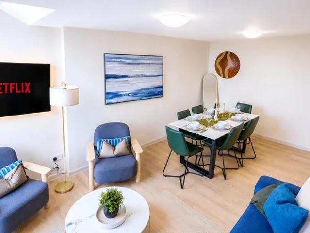 Flat for rent in Portsea, City Of Portsmouth