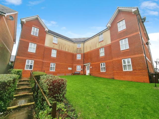Flat for rent in Newtonmoor, Tameside