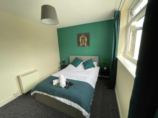 Flat for rent in Durham, Belmont