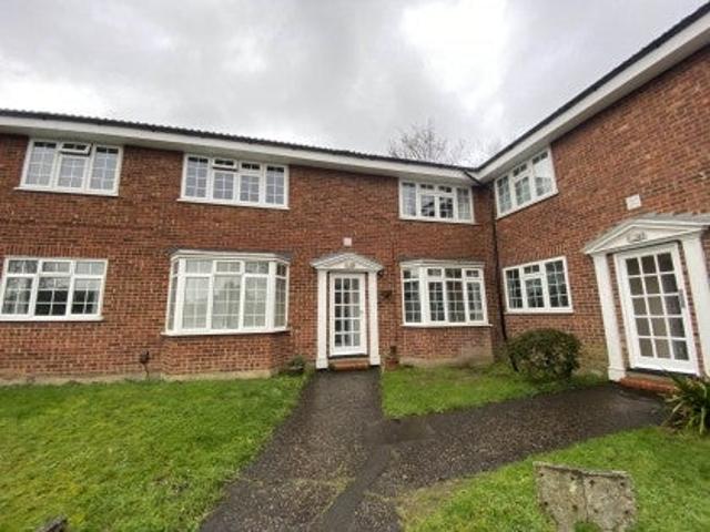 Flat for rent in Batchworth, Hertfordshire