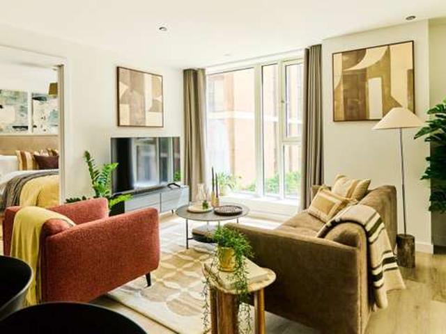 Flat for rent in Park Central, Birmingham