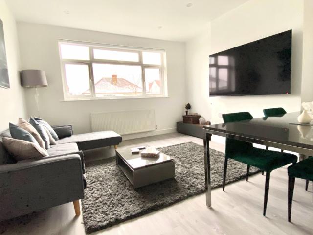 House for rent in Lane, Greater London