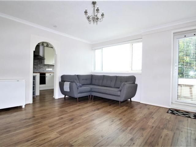 Flat for rent in Chingford, Greater London