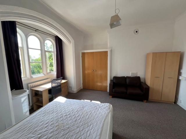Flat for rent in The Park, City of Nottingham