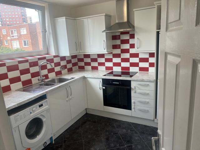 Flat for rent in Gascoigne Estate, Greater London