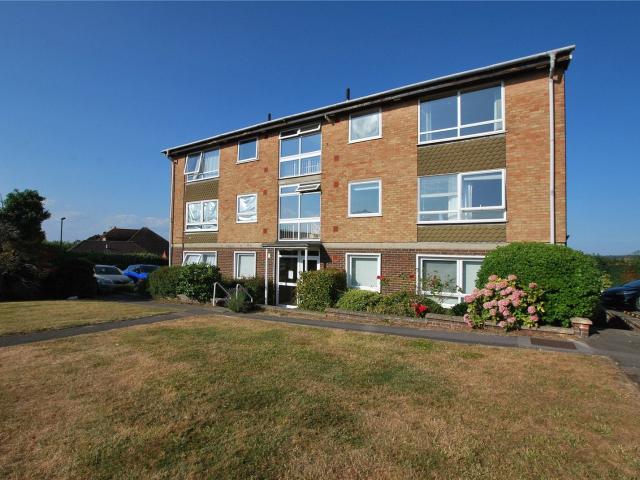 Flat for rent in Westborough, Surrey
