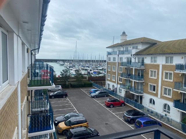 Flat for rent in Brighton Marina, Roedean