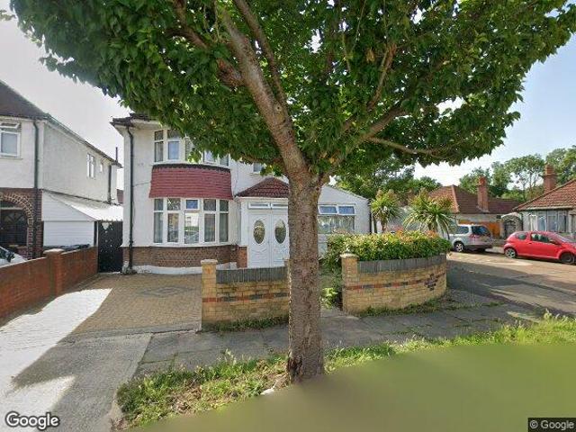 Flat for rent in London Borough of Hounslow, Heston