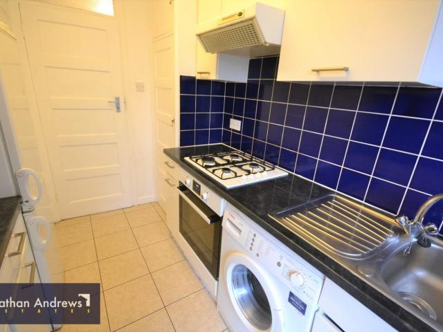 Flat for rent in London Borough of Ealing, Greater London