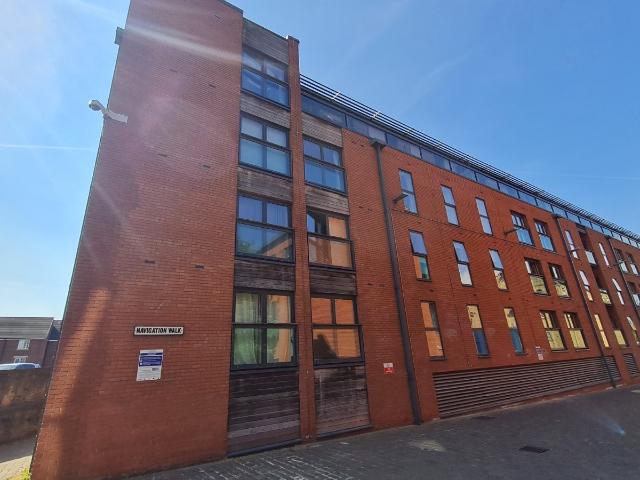 Flat for rent in Belle Isle, West Yorkshire