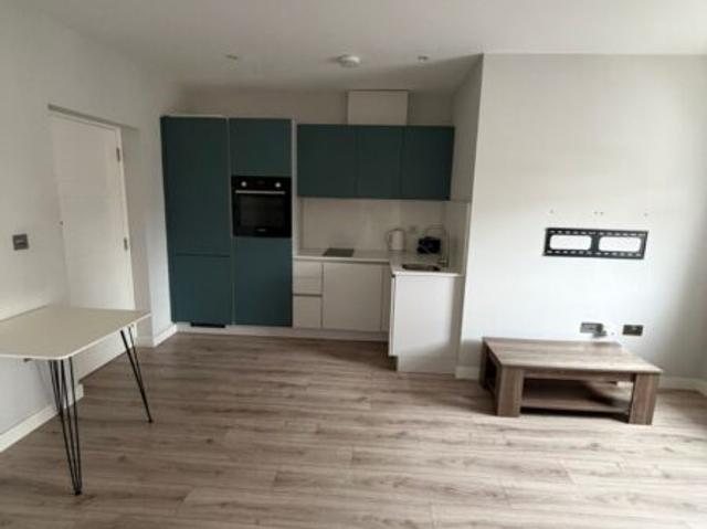 Flat for rent in Elstree and Borehamwood, Borehamwood