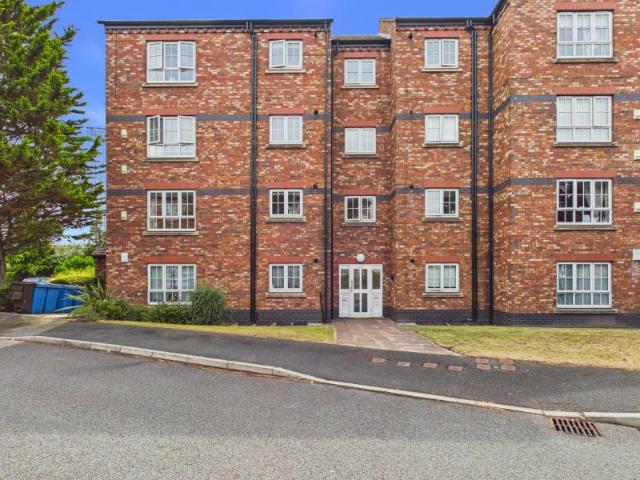 Flat for rent in Hoole, Two Mills