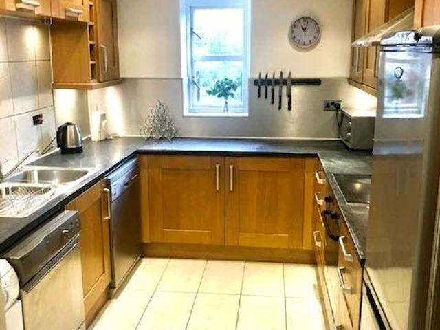 Flat for rent in City Centre, Georgia