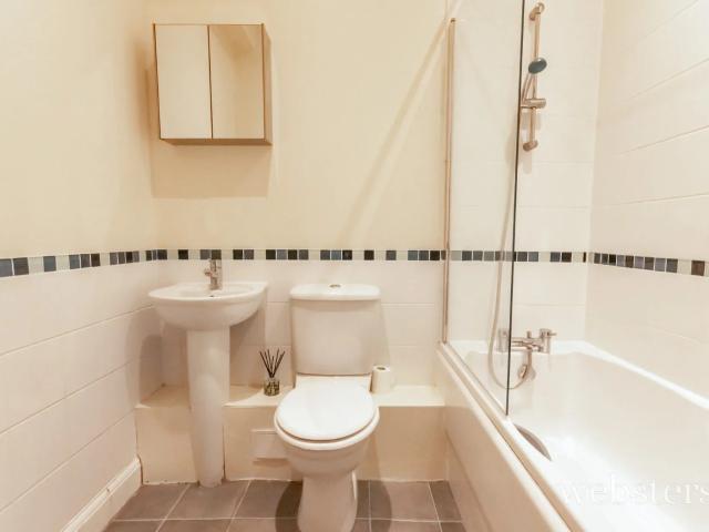Flat for rent in Heigham Grove, East Bank