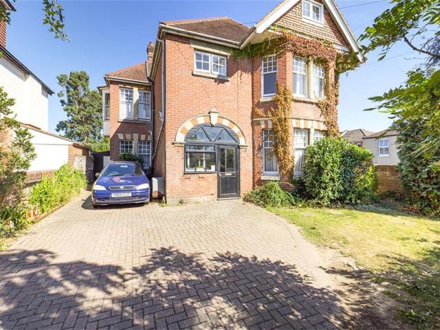 Flat for rent in Hill, City Of Southampton