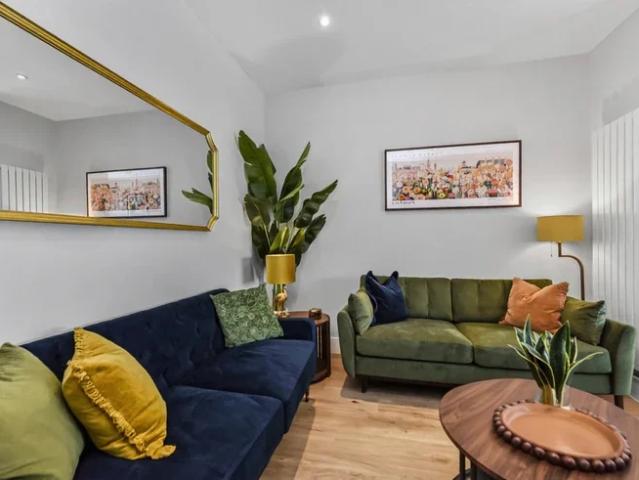 Flat for rent in London Borough of Hounslow, Osterley