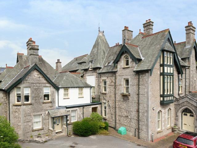Flat for rent in Grange-over-sands