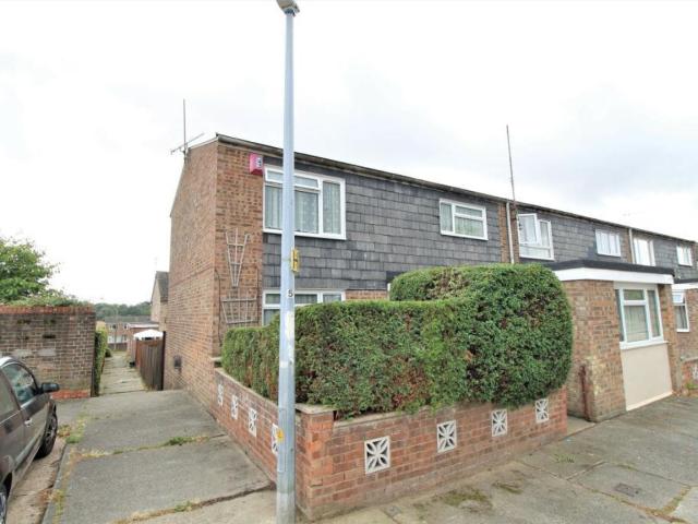 Flat for rent in Fordham Heath, Essex