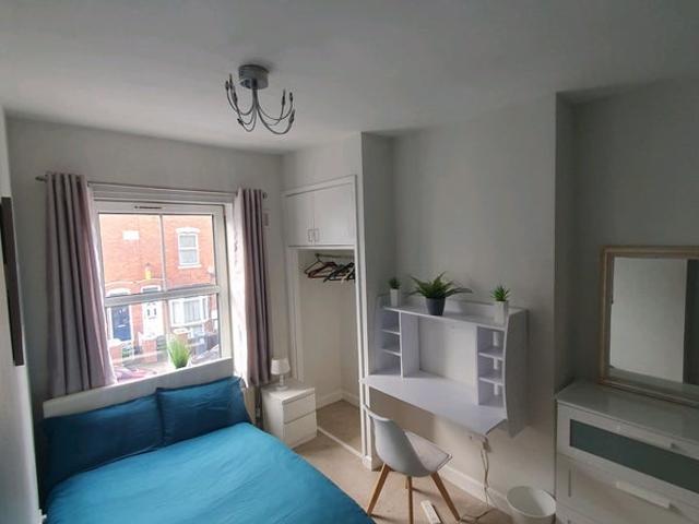 Room for rent in Bournbrook, West Midlands