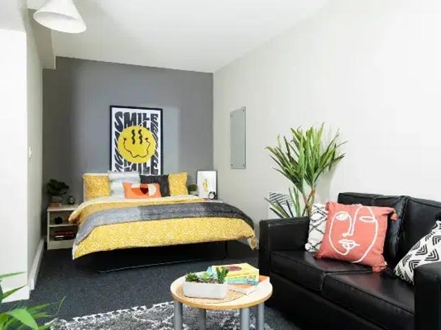 Flat for rent in Mile End, Greater London
