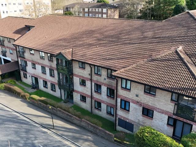 Flat for rent in Withdean, Brighton