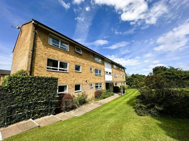 Flat for rent in Abbotswood, Westborough