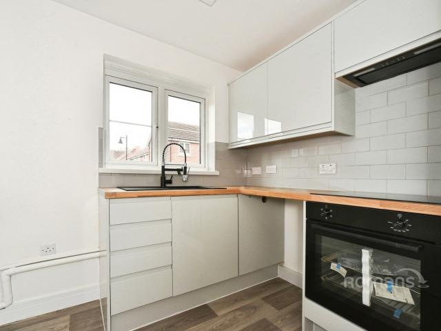 Flat for rent in Haydon End, Blunsdon St Andrew