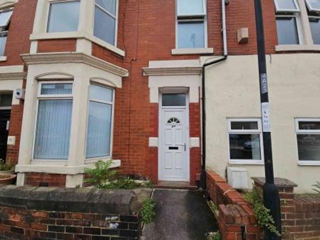 Flat for rent in Heaton, Tyne And Wear
