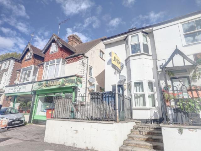 Flat for rent in High Wycombe Community Board, High Wycombe