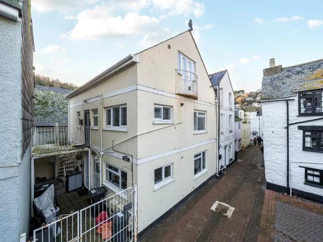 Flat for rent in Plaidy, Looe