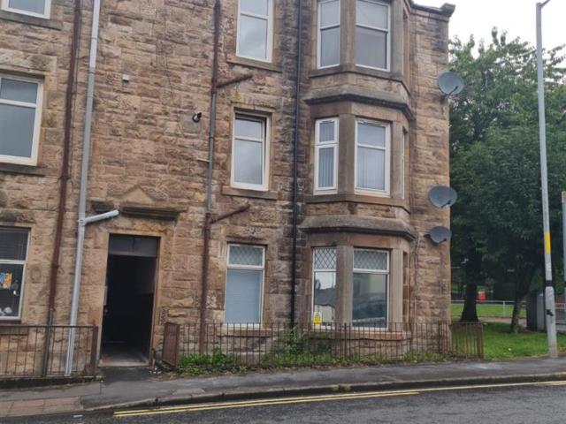 Flat for rent in Dalry, Scotland