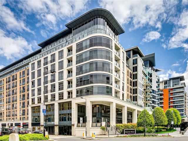 Flat for rent in Sands End, Greater London