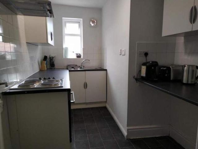 Flat for rent in Cabbage Hall, Calderstones