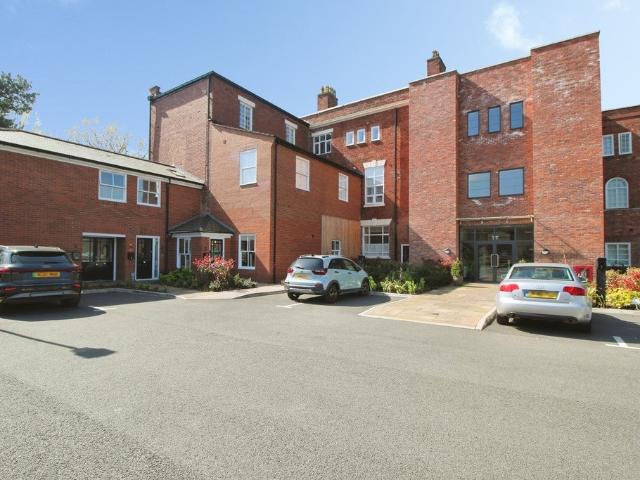 Flat for rent in Christleton, Cheshire