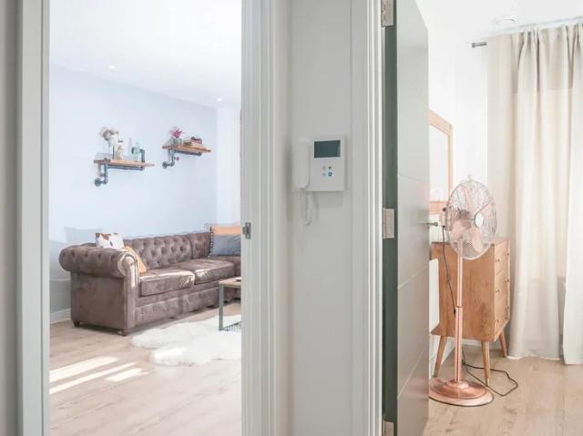 Flat for rent in Falcon Lodge, Wales