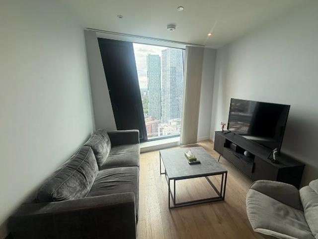 Flat for rent in City Centre, Georgia