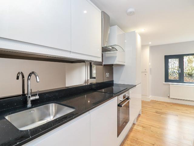 Flat for rent in Beaconsfield and Chepping Wye Community Board, Loudwater