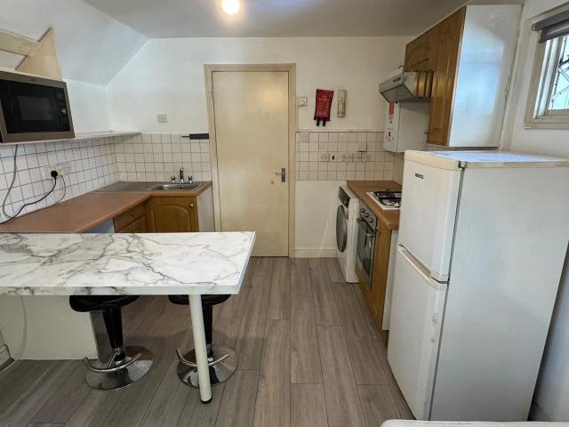 Flat for rent in Cockfosters, Greater London
