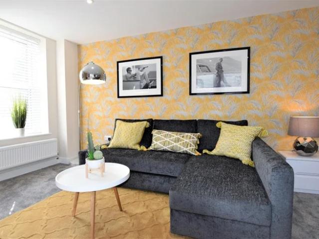 Flat for rent in Spike Island, Feckenham