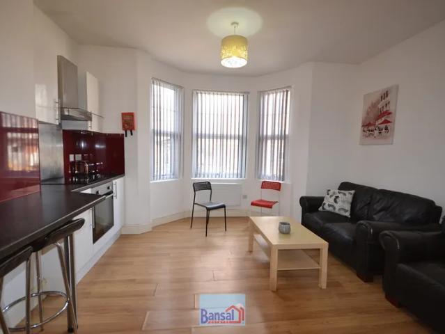 Flat for rent in Hillfields, West Midlands