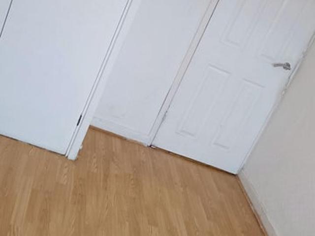 Flat for rent in London Borough of Ealing, Greater London