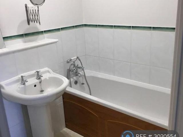 Flat for rent in East Cliff, Thanet