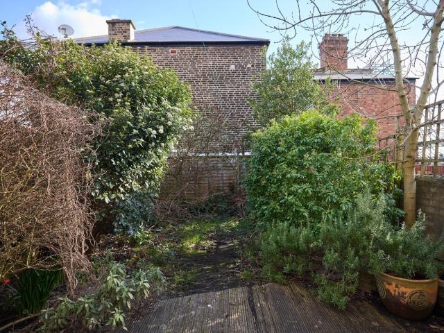 Flat for rent in London Borough of Brent, Greater London